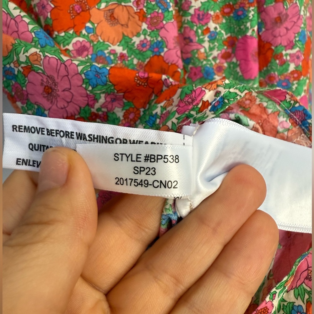 J.CREW Smocked Puff-Sleeve Top in Liberty® Meadow Song Fabric | Small - Picture 11 of 14